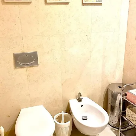 公寓 Beachfront Flat, Private Parking, Pools, Sea At Less Than 200 M (adults Only) 阿尔布费拉