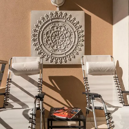 Beachfront Flat, Private Parking, Pools, Sea At Less Than 200 M (adults Only) * 阿尔布费拉