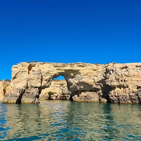 Beachfront Flat, Private Parking, Pools, Sea At Less Than 200 M (adults Only) شقة