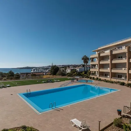 Beachfront Flat, Private Parking, Pools, Sea At Less Than 200 M (adults Only) Albufeira
