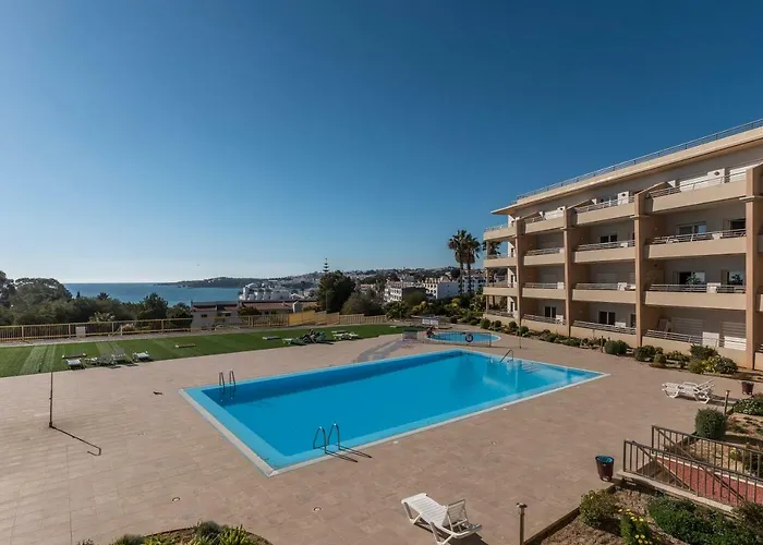 Stilysh 1br Pool & Private Parking Walk To 150m And Center Sleeps 4 (adults Only) البوفيرا