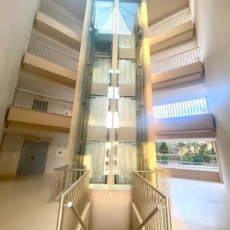 Beachfront Flat, Private Parking, Pools, Sea At Less Than 200 M (adults Only) Apartment