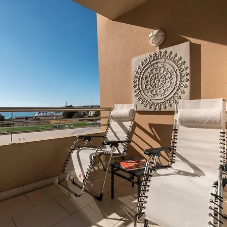 Beachfront Flat, Private Parking, Pools, Sea At Less Than 200 M (adults Only) Apartment Albufeira