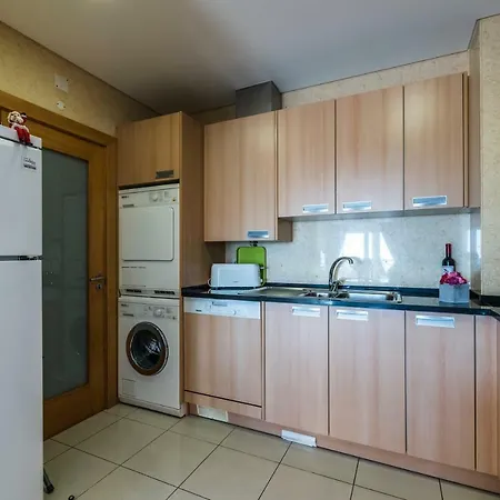 Beachfront Flat, Private Parking, Pools, Sea At Less Than 200 M (adults Only) Apartment Albufeira